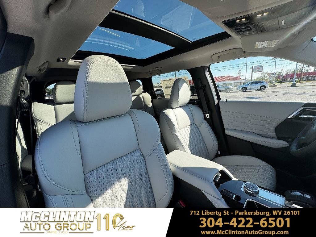 2025 Mitsubishi Outlander SEL - Photo 20