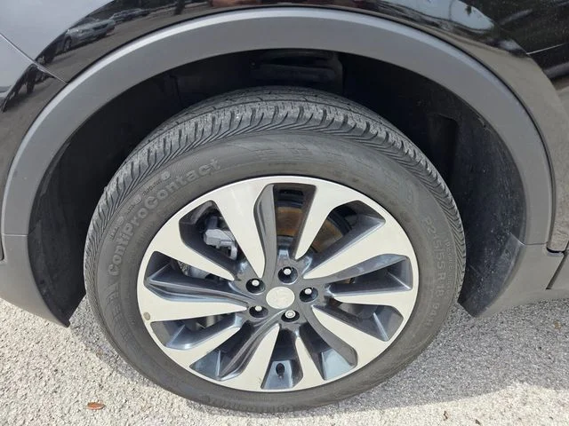 Used 2021 Black Buick Preferred image 7