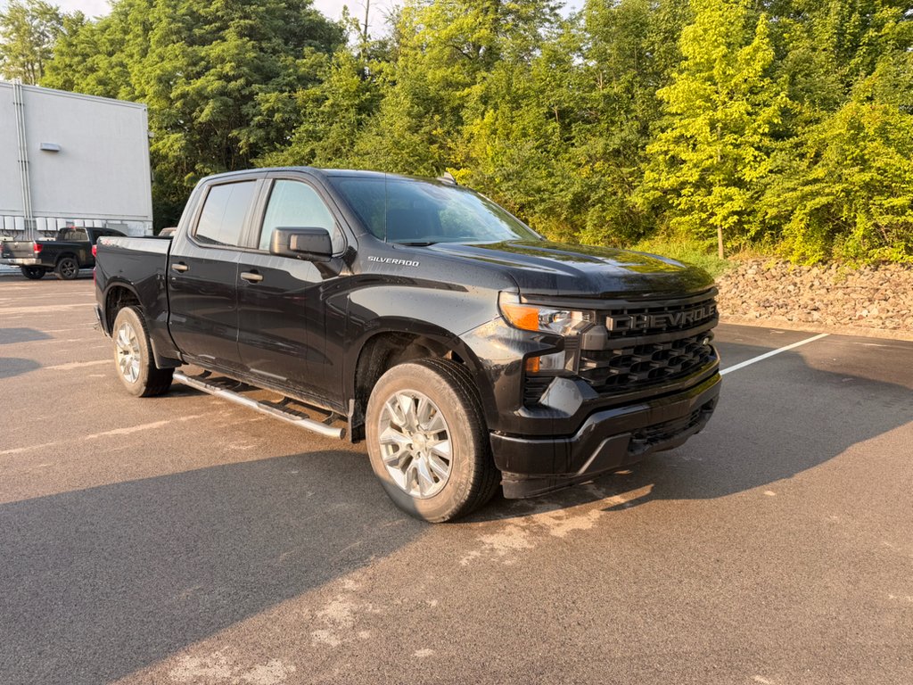 Used 2024 Black Chevrolet Custom image 3