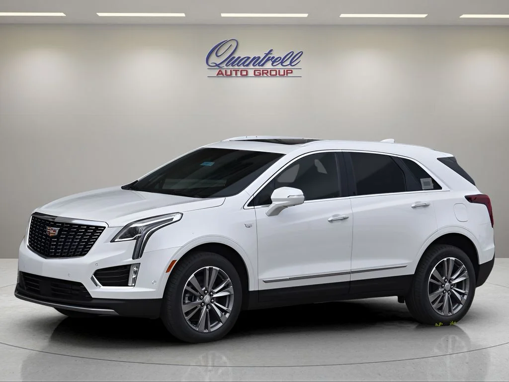 Used 2026 CRYSTAL WHITE TRICOAT Cadillac FWD Premium Luxury image 7