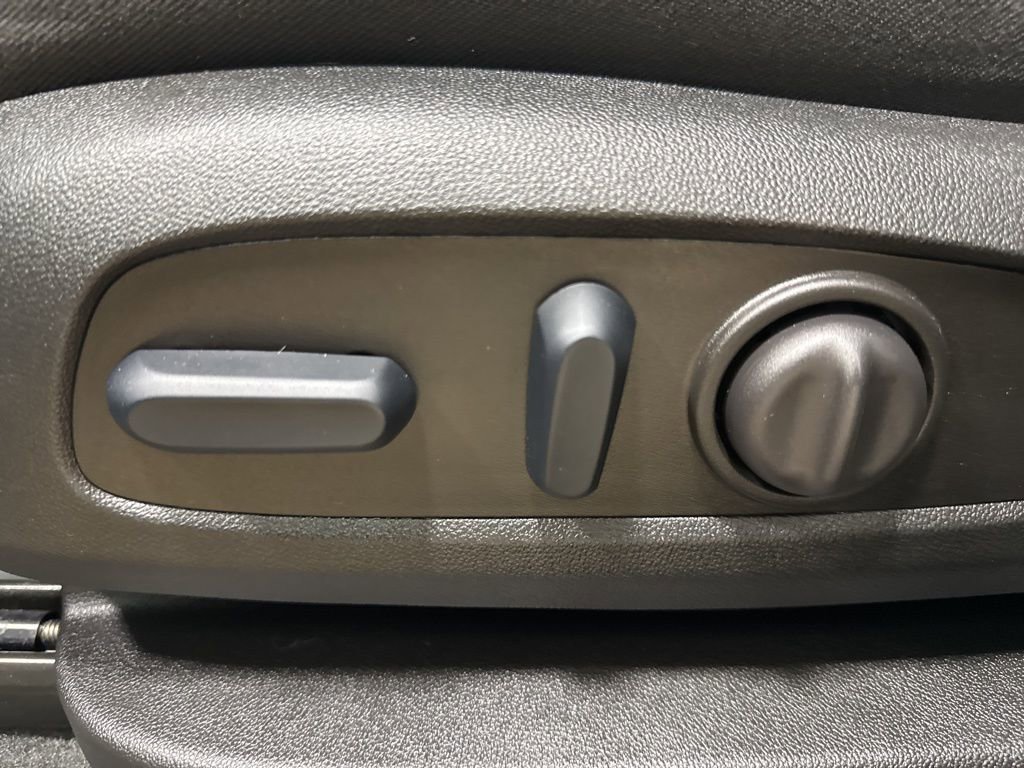 2024 Chevrolet Equinox LT - Photo 27