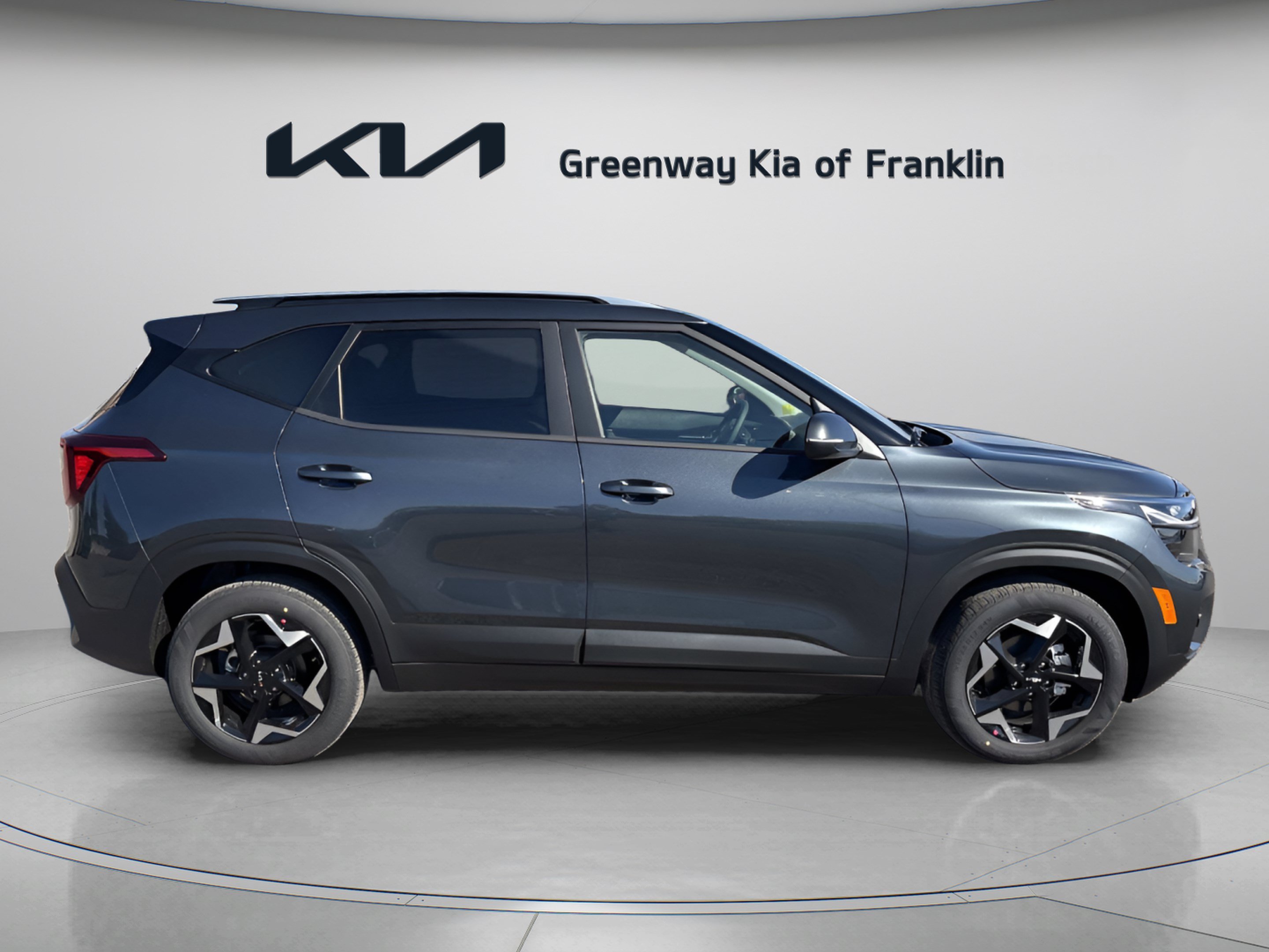New 2026 Gravity Gray Kia S image 8