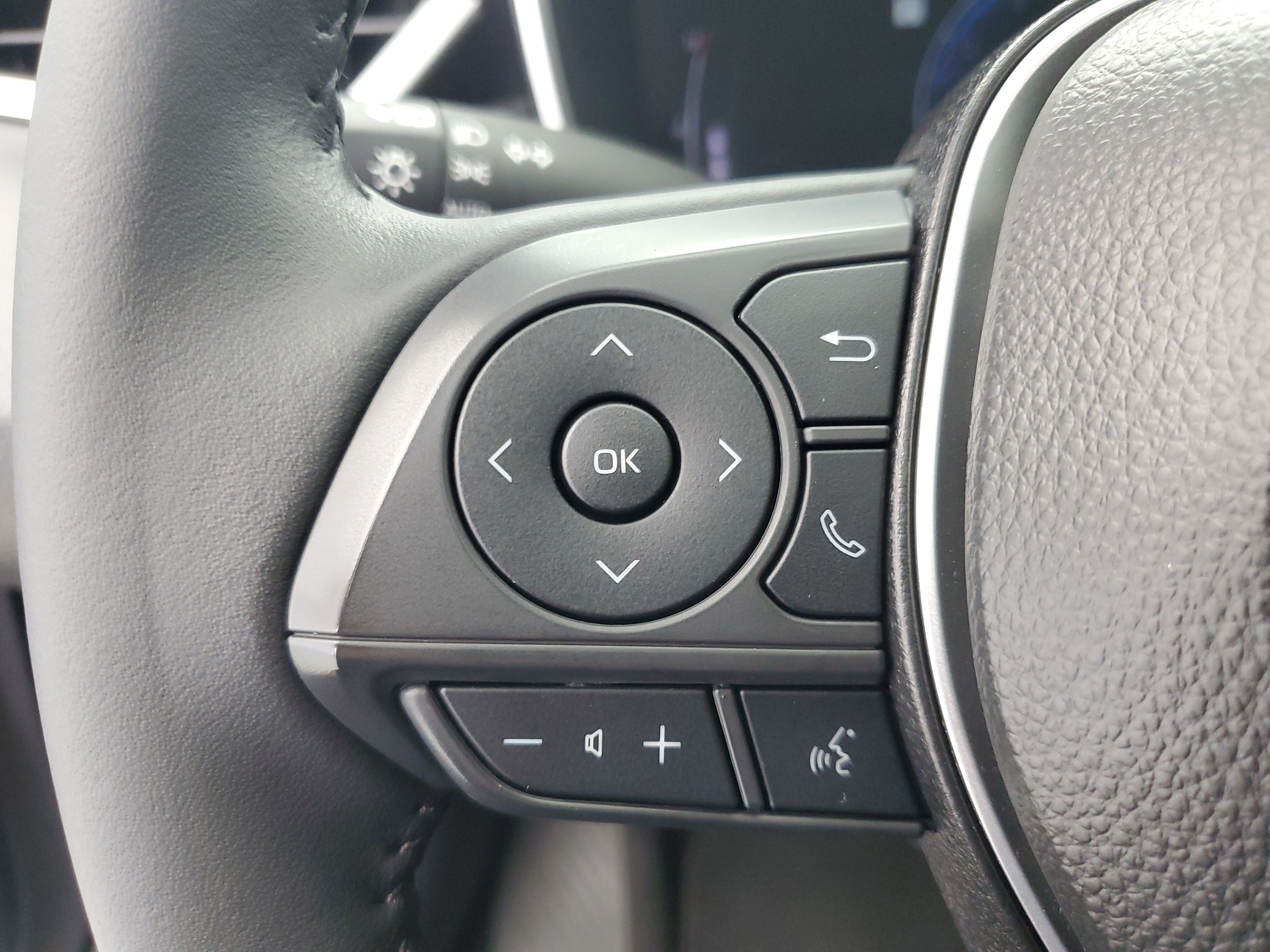 Used 2025 Celestite Toyota XSE image 23