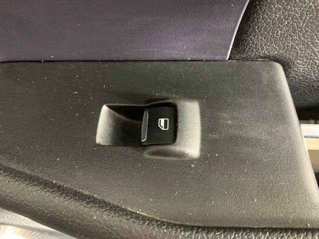 Used 2021 Black Ford XLT image 31