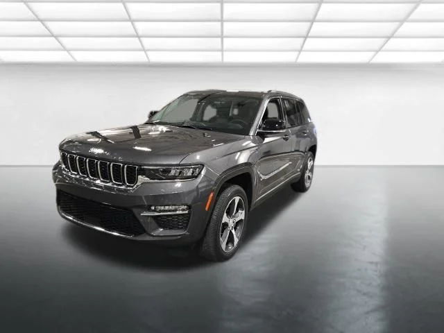 Used 2022 Gray Jeep 4xe image 9