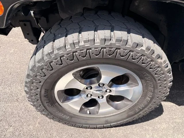 Used 2017 Black Jeep Unlimited Sahara image 24