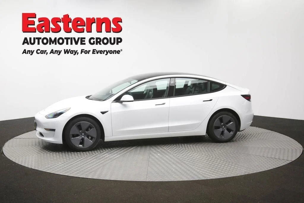Used 2023 White Tesla Base image 45