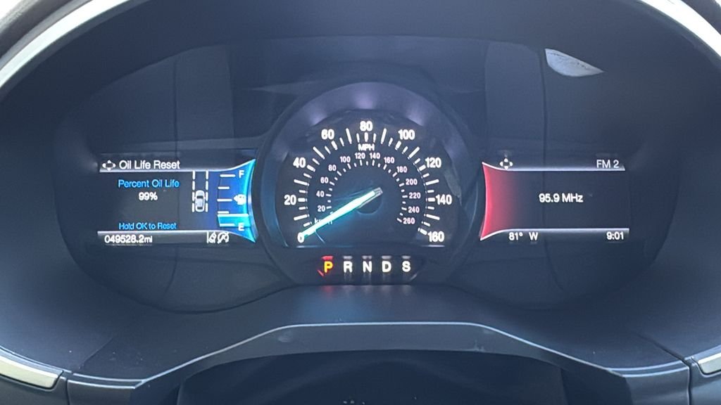 Used 2019 White Ford SEL image 14