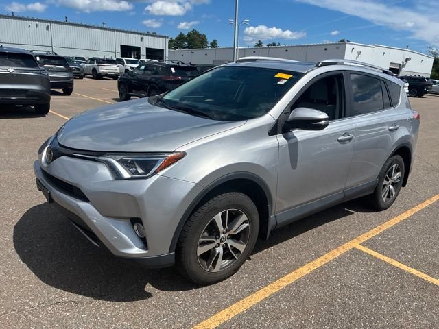 Used 2017 Silver Sky Metallic Toyota XLE image 7