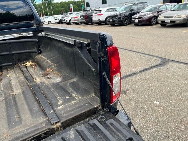 Used 2020 Blue Nissan SV image 22
