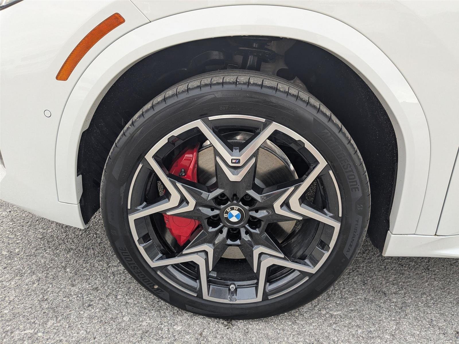 New 2026 Alpine White BMW xDrive28i image 9