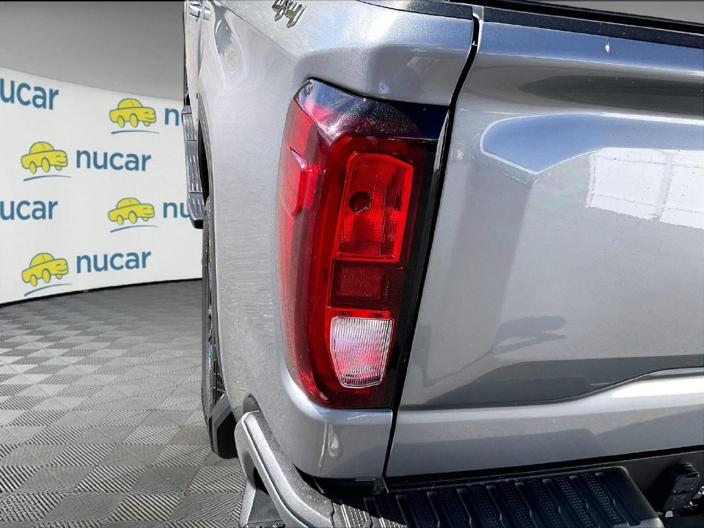 Used 2023 Sterling Metallic GMC Elevation image 32