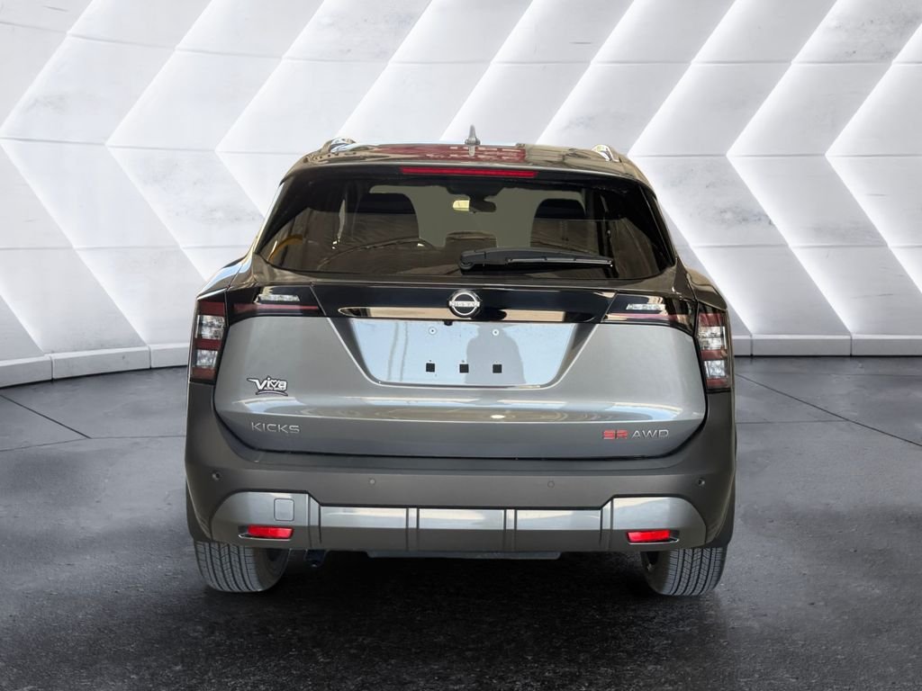 Used 2025 Gray Nissan SR image 5