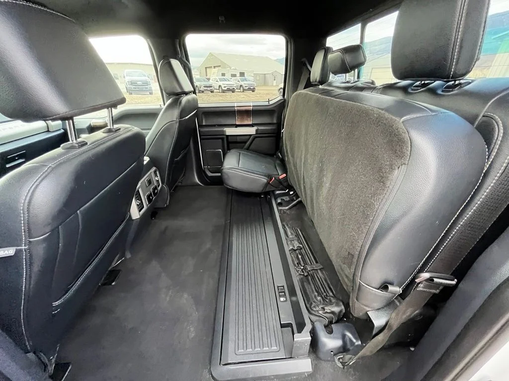 Used 2022 White Ford Lariat image 16