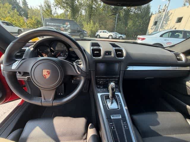 Used 2015  Porsche  image 12