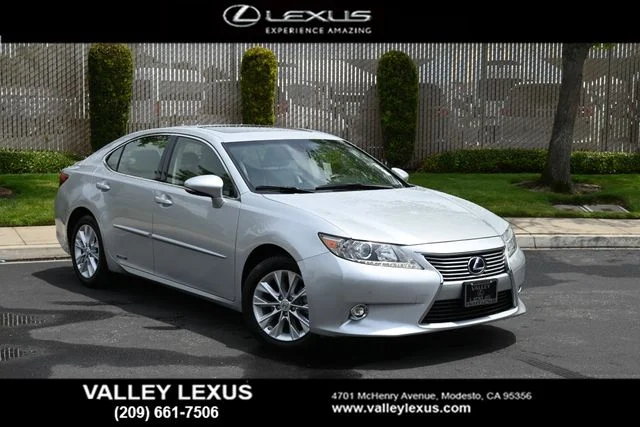 2014 Lexus ES 350 300h's photo