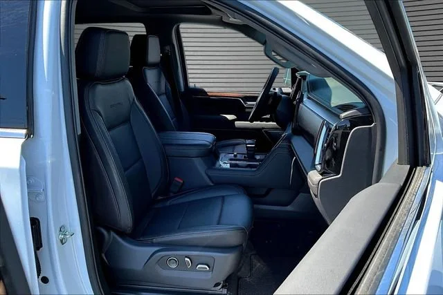 New 2026 Glacier White Tricoat GMC Denali image 10