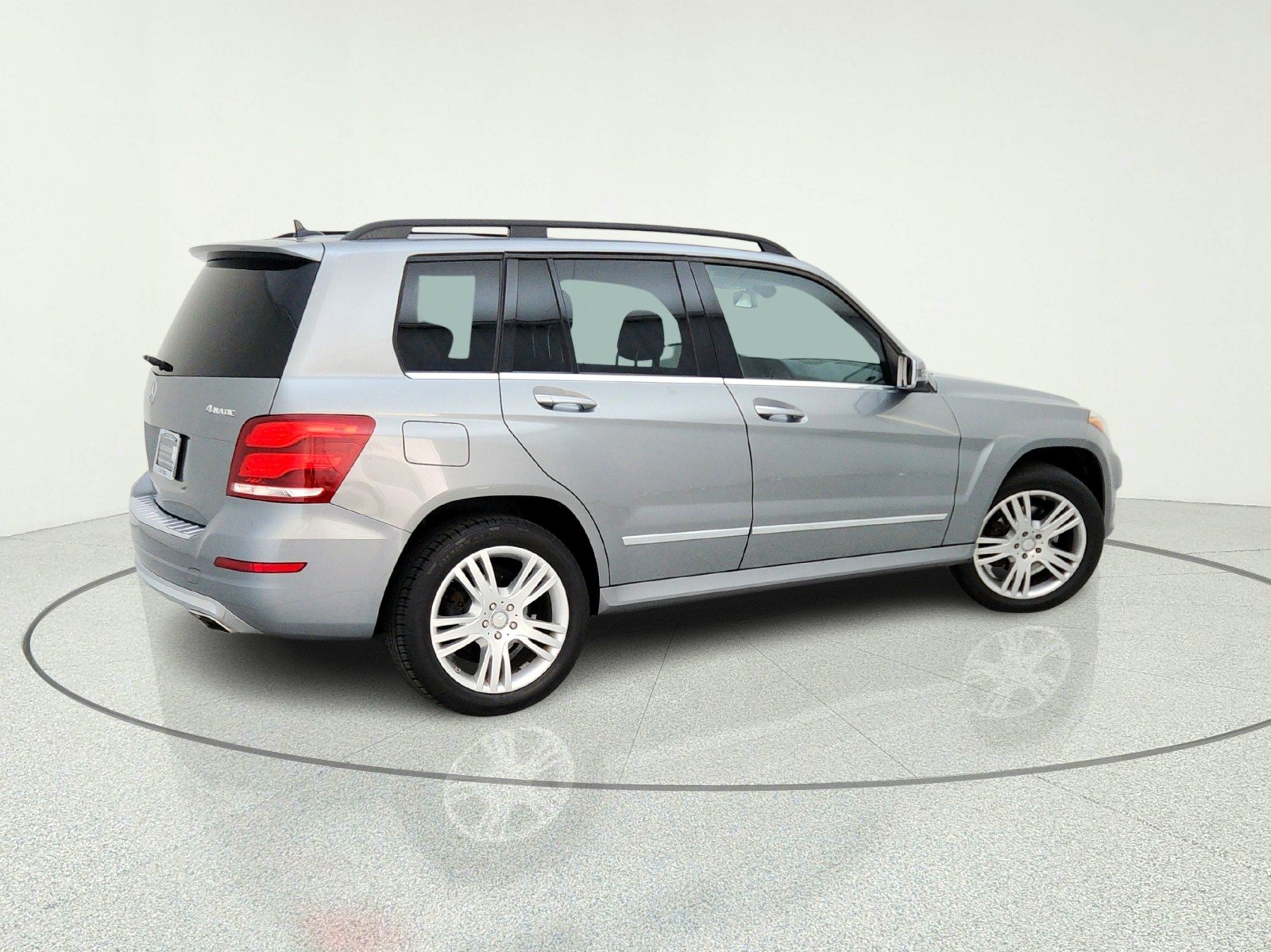 Used 2015 Palladium Silver Metallic Mercedes-Benz GLK 350 image 8