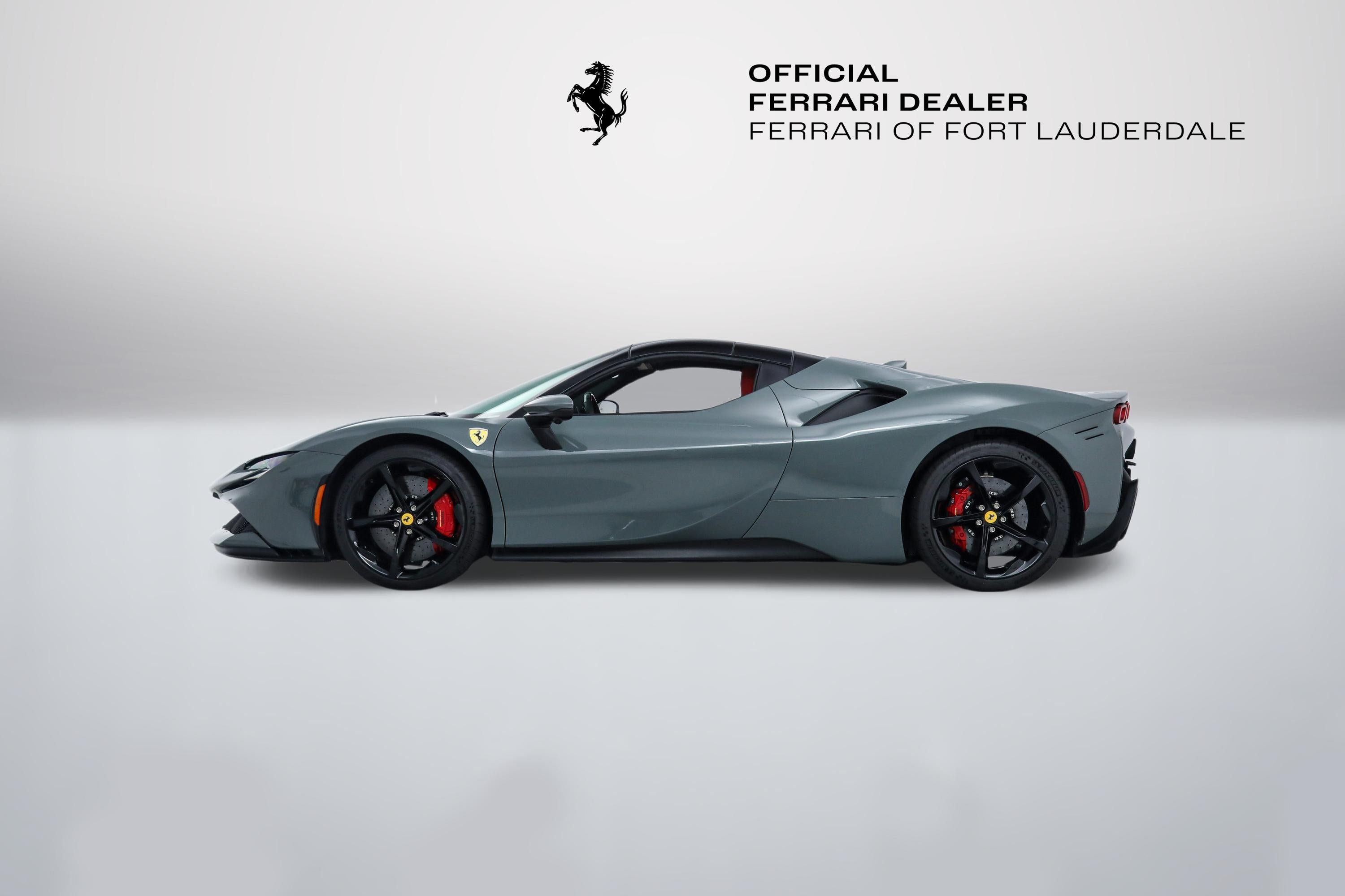 Certified Used 2025 Grigio Medio Ferrari  image 6