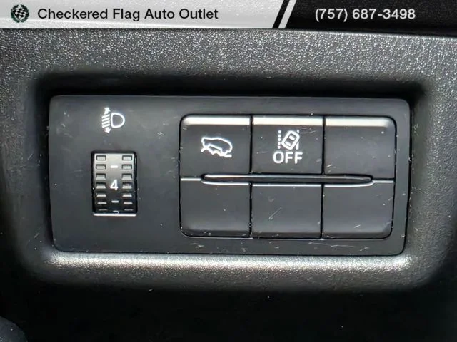 Used 2021 Jet Black Mica Mazda Sport image 17