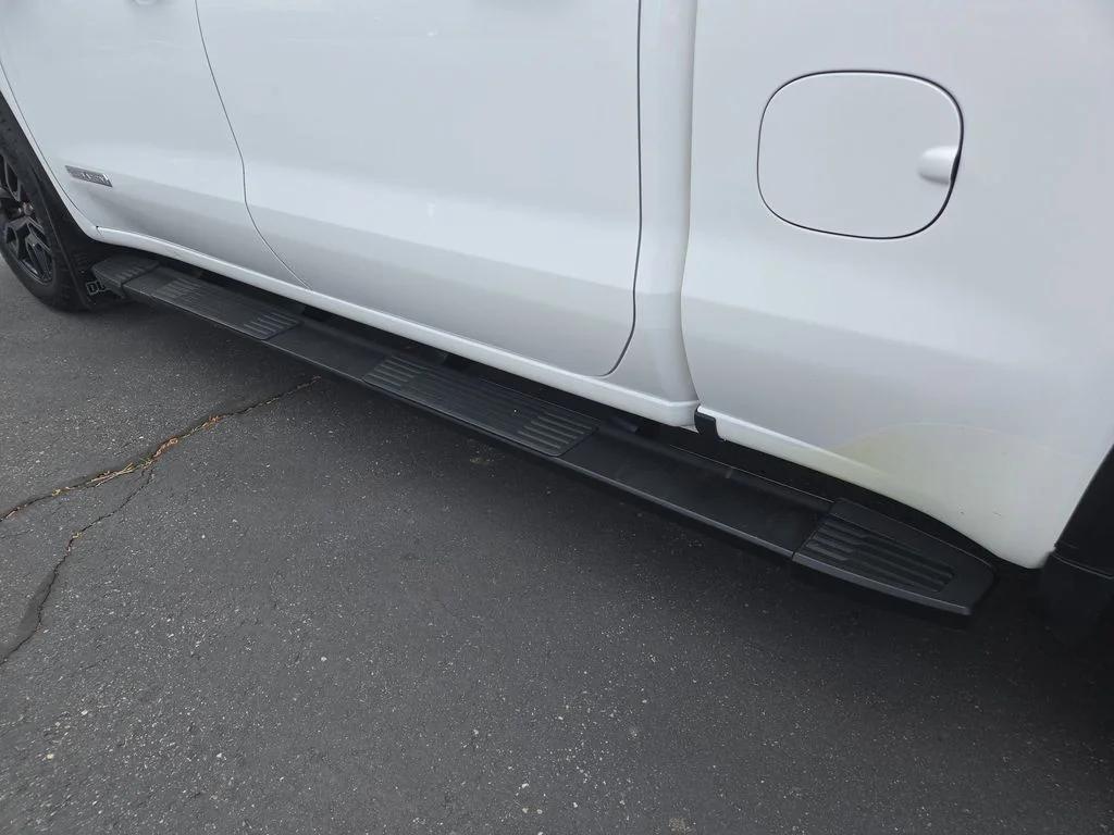 Used 2021 White GMC Elevation image 47