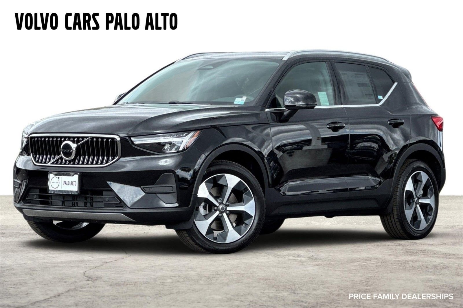 2025 Volvo XC40 Core