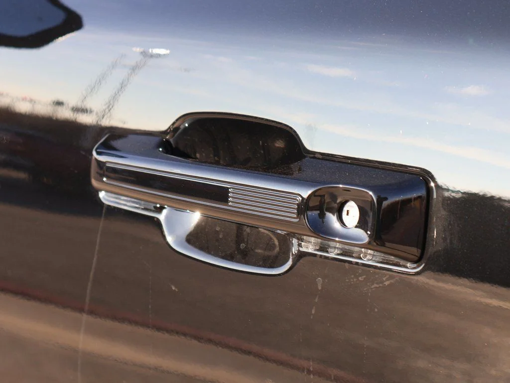 New 2025 Shadow Black Ford Outer Banks® image 19