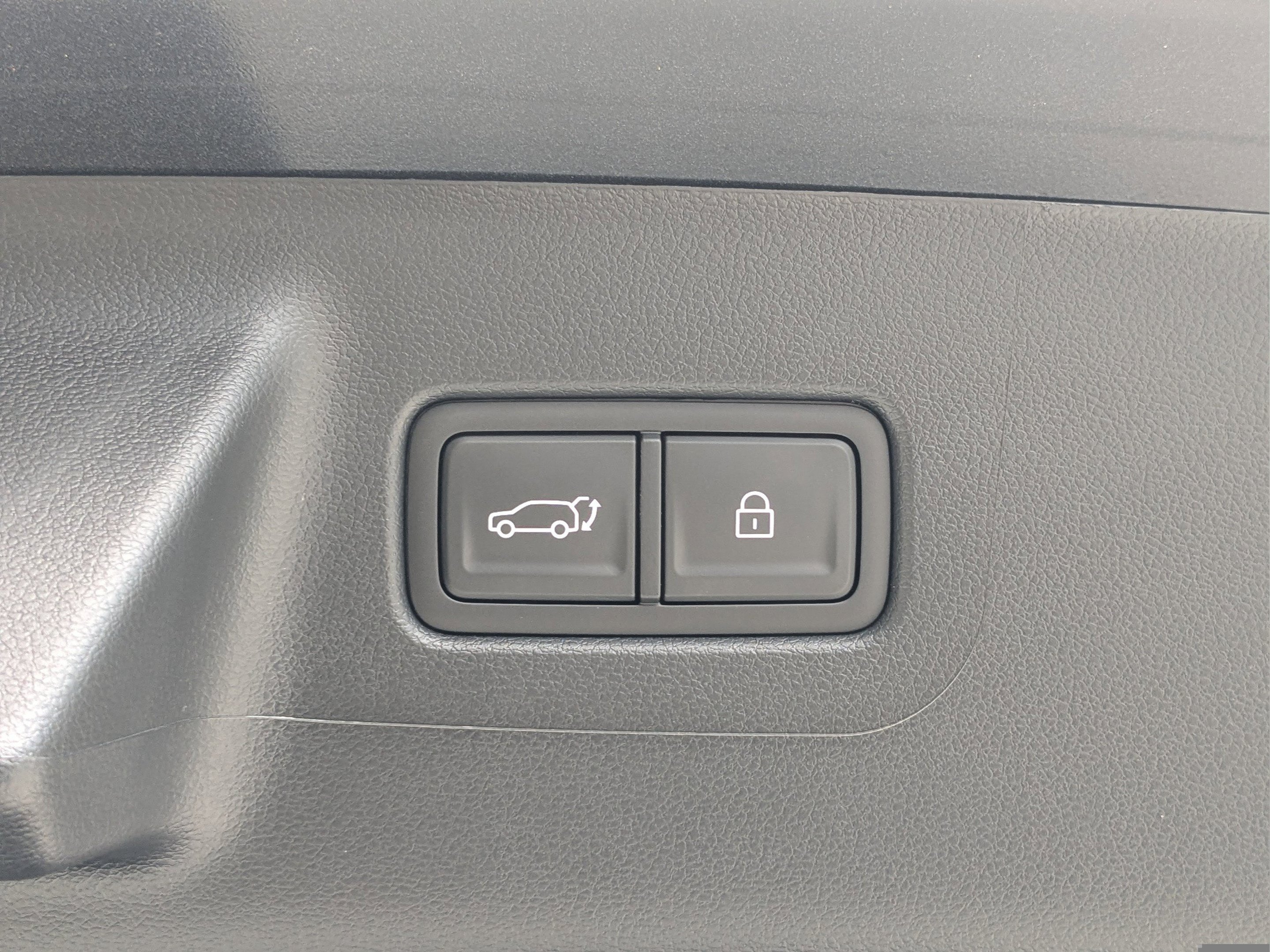New 2026 Phantom Black Hyundai SE image 31