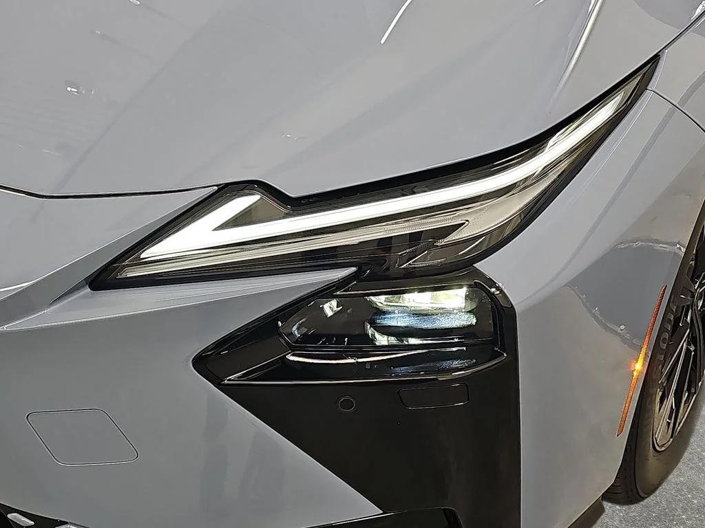 New 2026 Wavelength Lexus PREMIUM AWD image 30