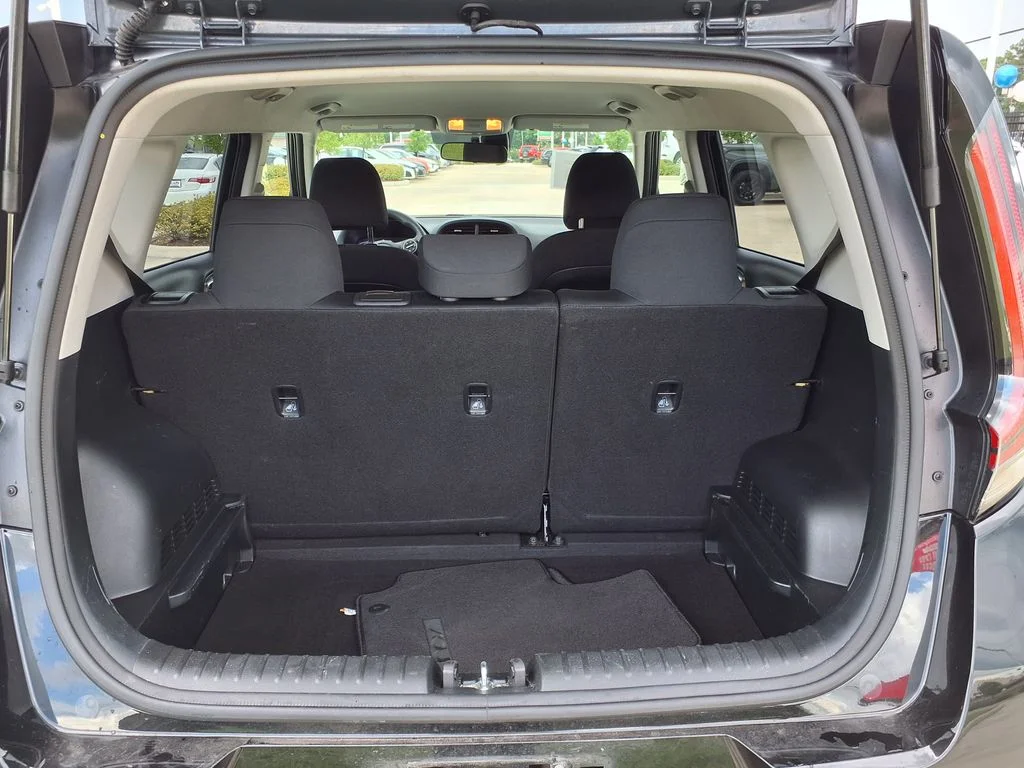 Used 2025 Black Kia LX image 12