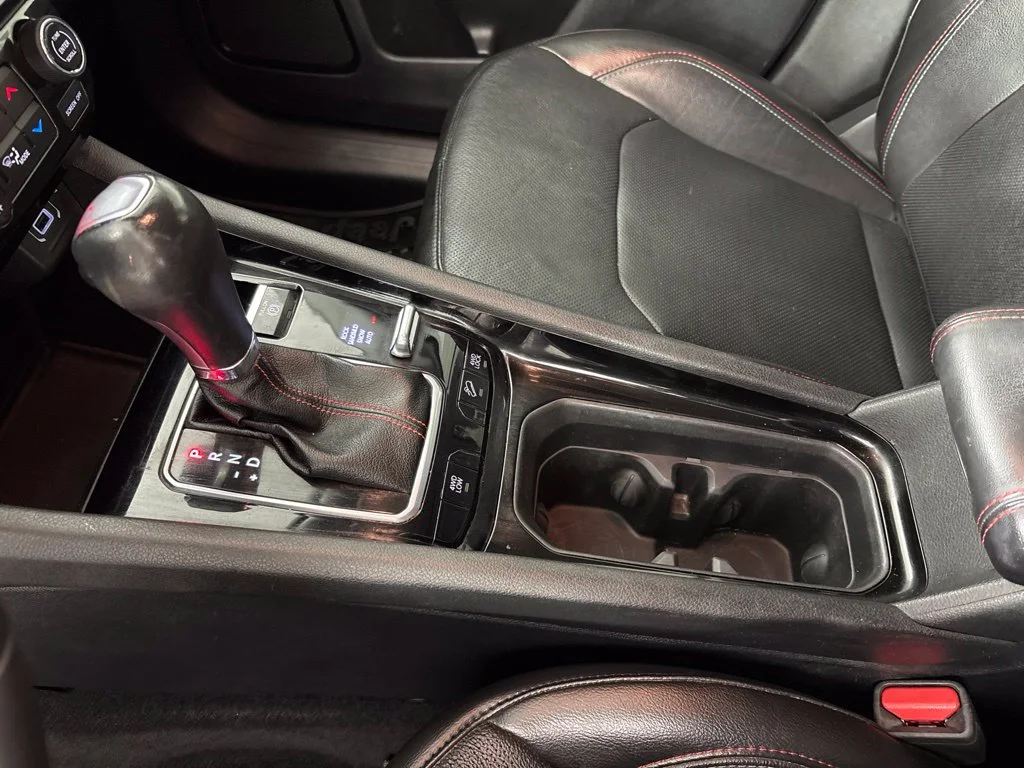 Used 2022 Silver Jeep Trailhawk image 38