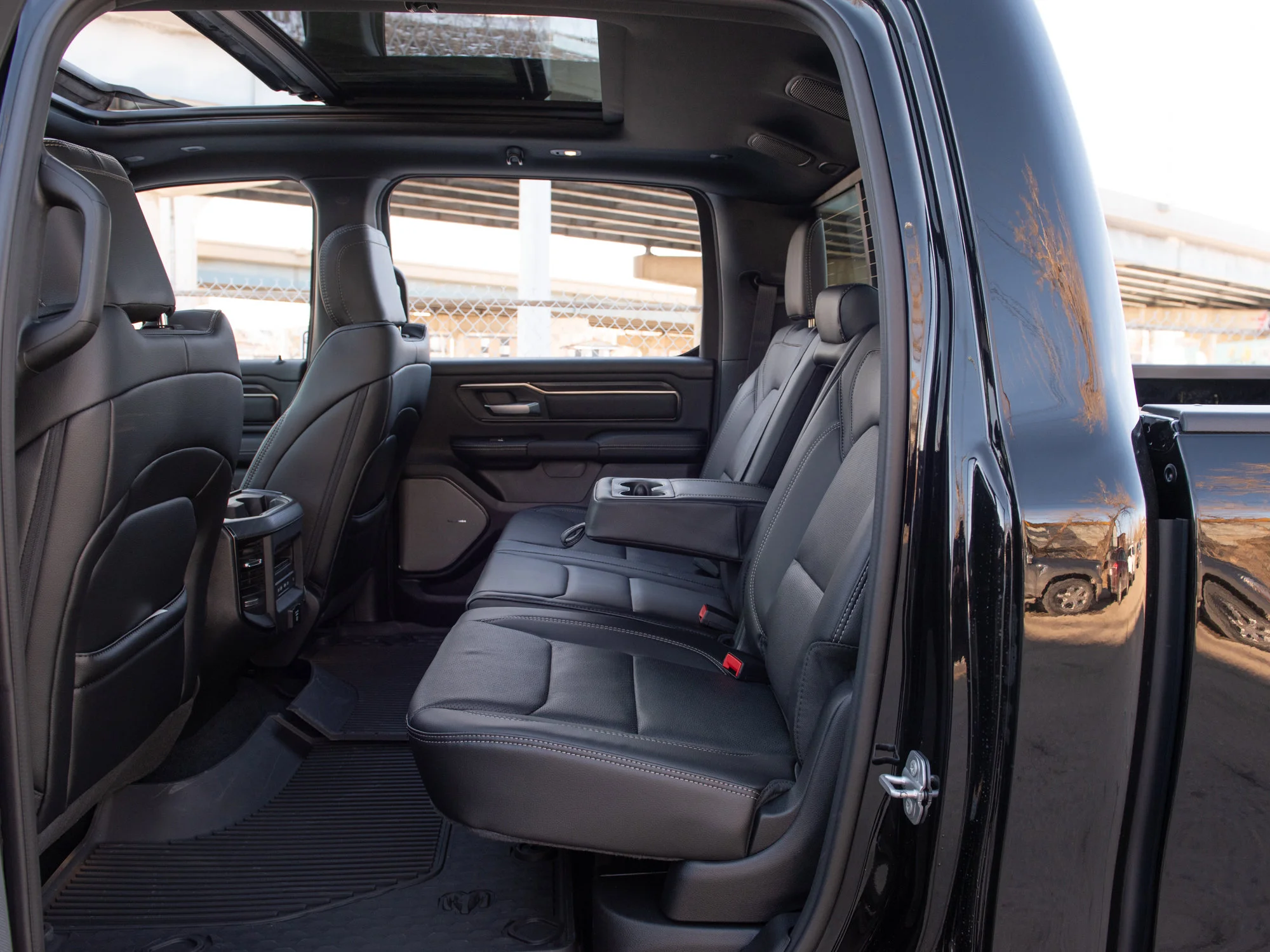 New 2026 Black RAM Sport* HEMI V8 image 22