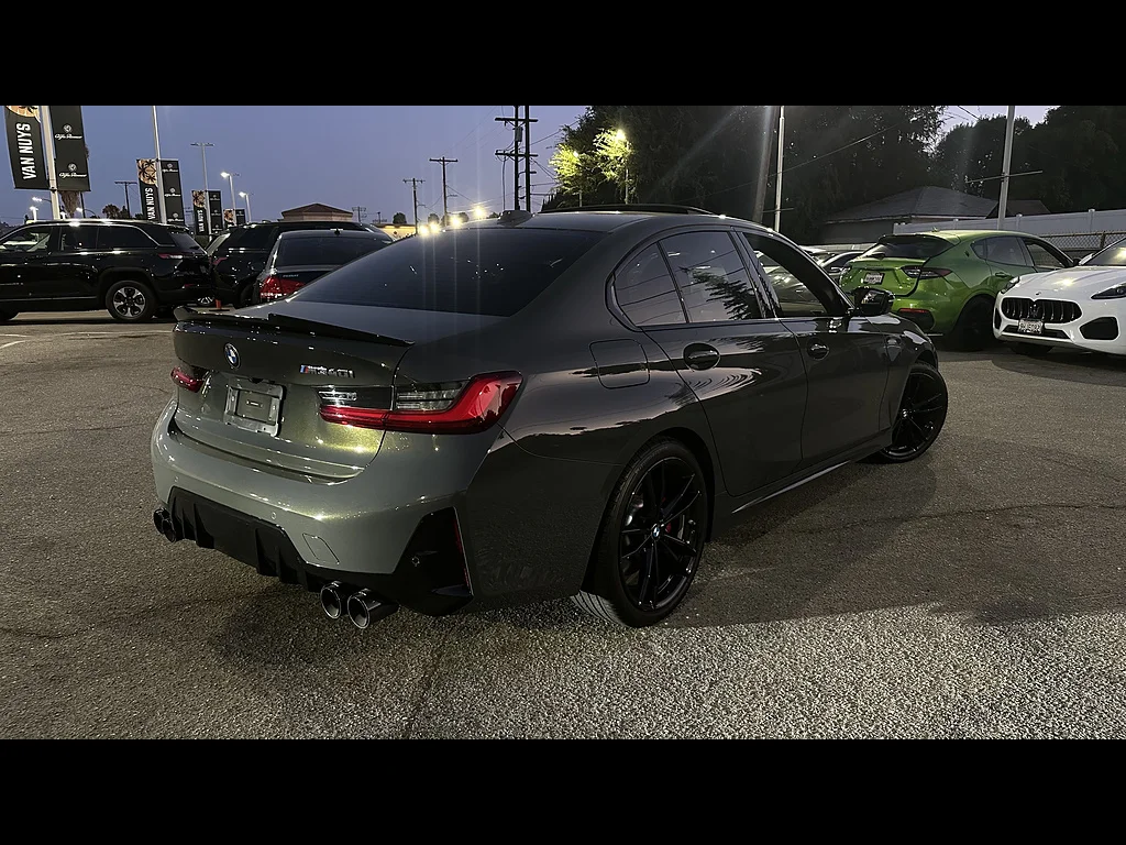 Used 2023 Dravit Grey Metallic BMW M340i image 4