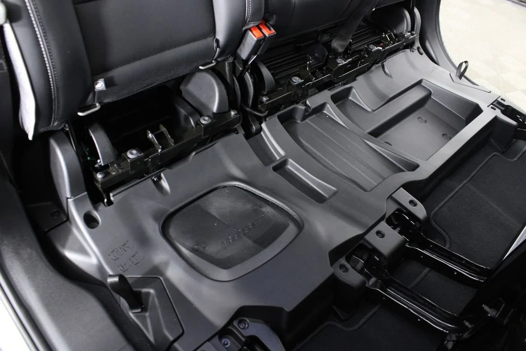 New 2026 Thunderstorm Gray GMC Elevation Extended Range image 14