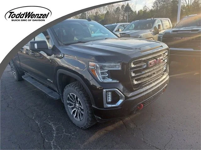 2020 GMC Sierra 4WD Crew Cab Standard Box AT4's photo