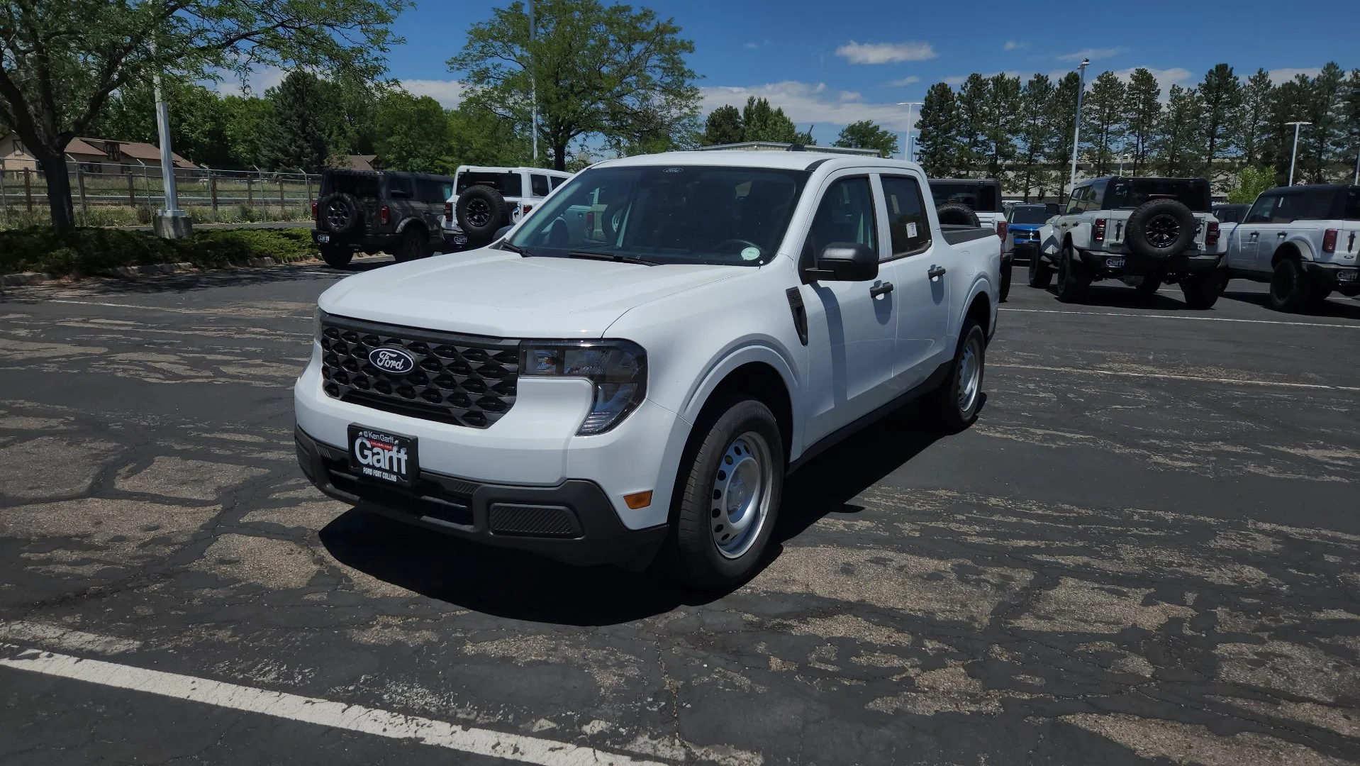 New 2026 Oxford White Ford XL image 2