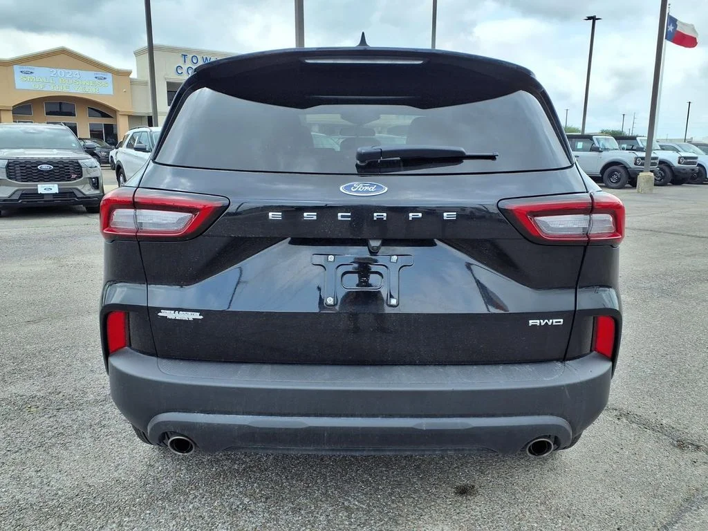 Used 2025 Black Ford ST-Line image 19