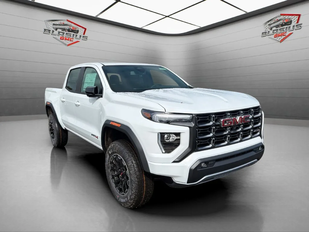 New 2026 Summit White GMC AT4 image 7