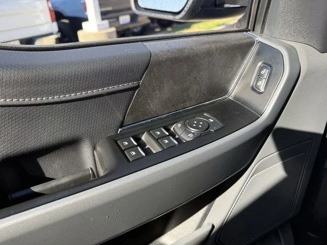 Used 2025 Blue Ford XLT image 20