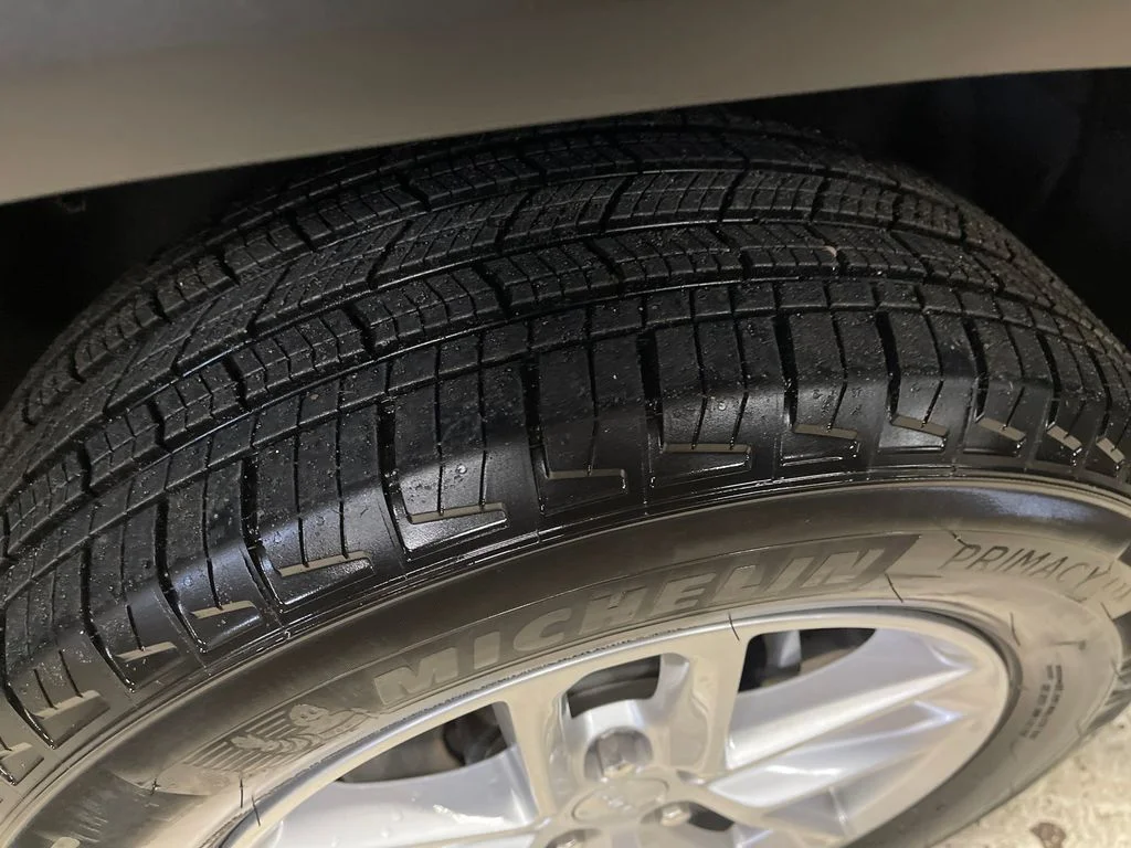 Certified Used 2025 Gray Jeep Laredo image 12