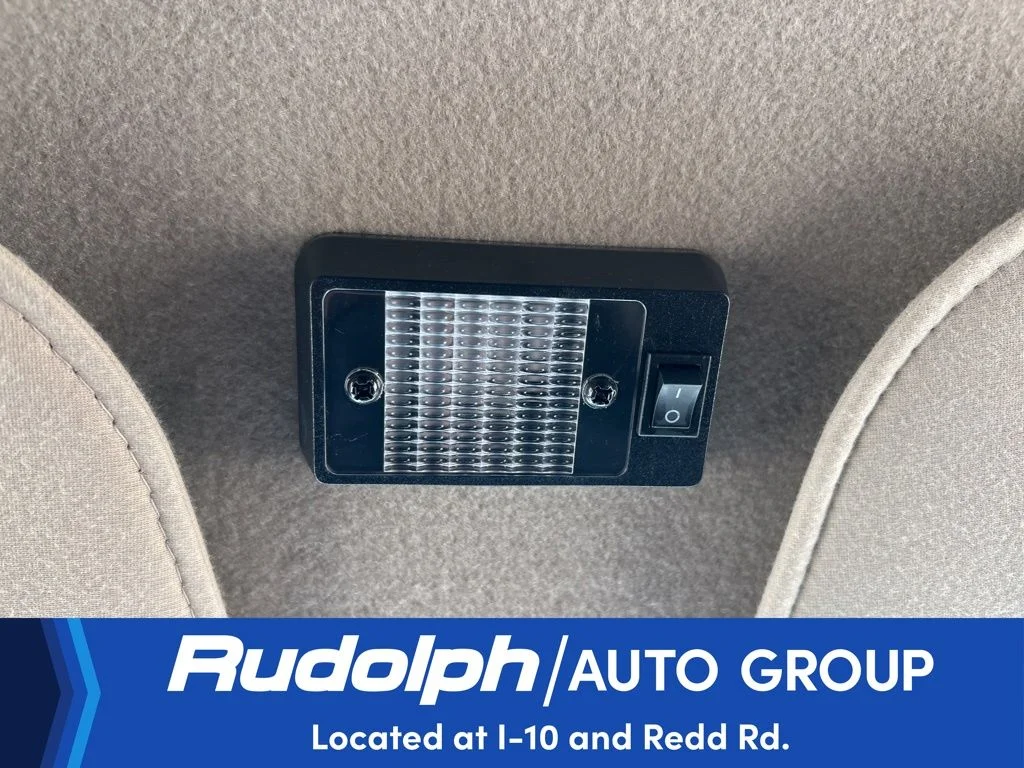 Used 2022 Oxford White Ford Base image 21