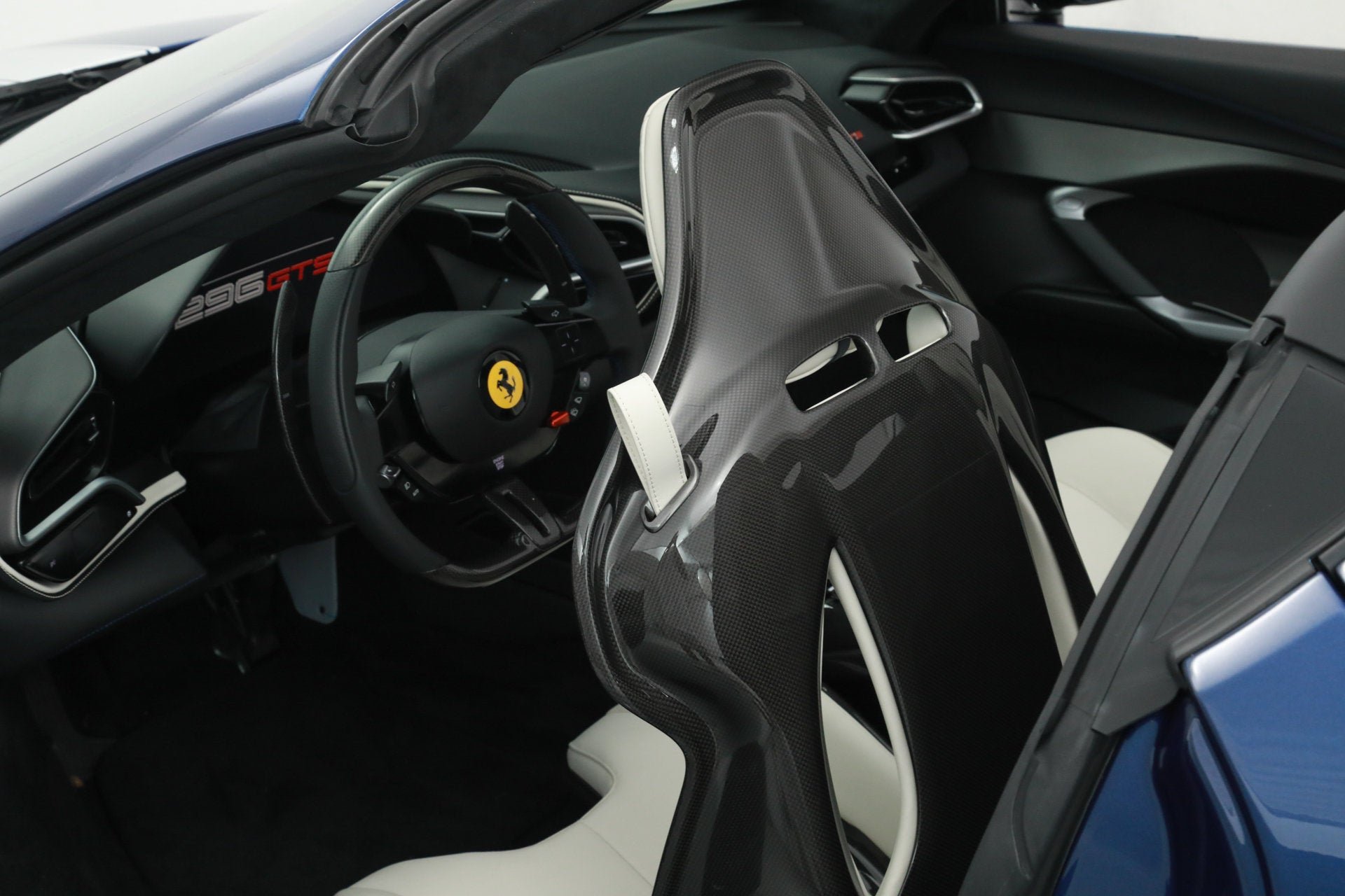Used 2023 Blue Ferrari  image 27