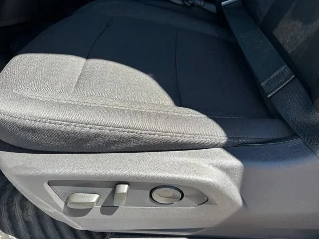 New 2026 Summit White GMC SLE image 16