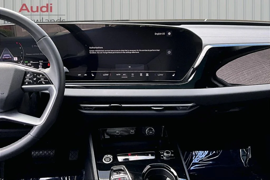 Used 2025 White Audi 2.0T Premium image 9