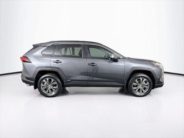 Certified Used 2024 MAGNETIC GRAY MET. Toyota  image 11