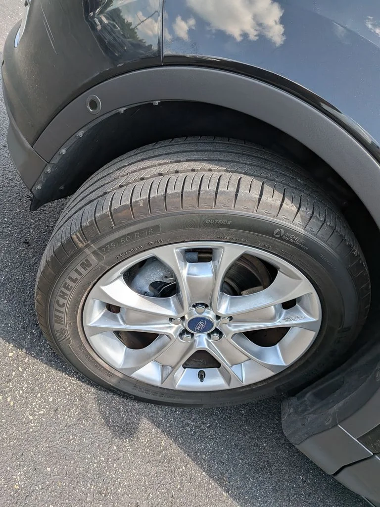 Used 2013 Black Ford SEL image 8