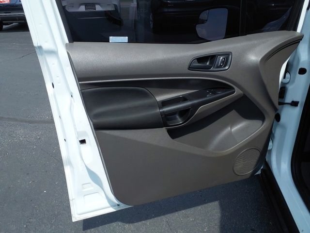 Used 2020 White Ford XL image 11