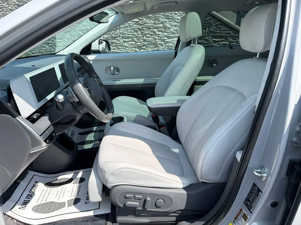 Used 2024 Gray Hyundai Limited image 10
