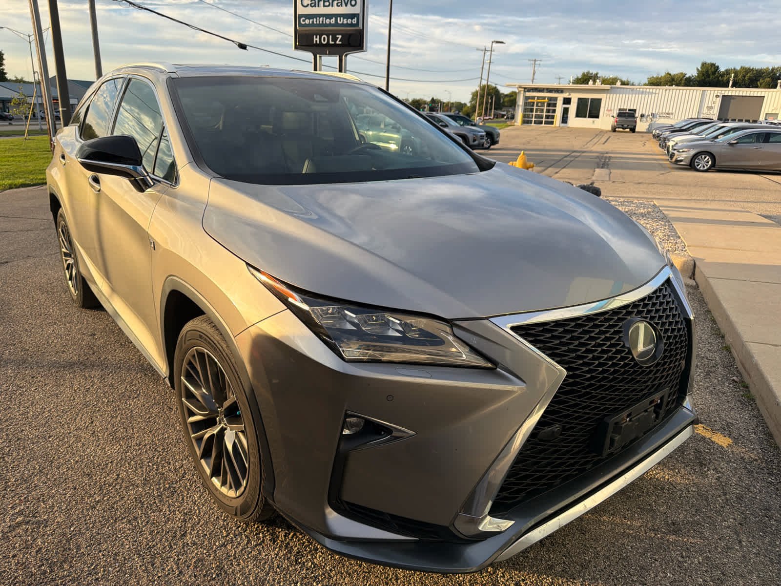 Used 2017 Silver Lexus F Sport image 3