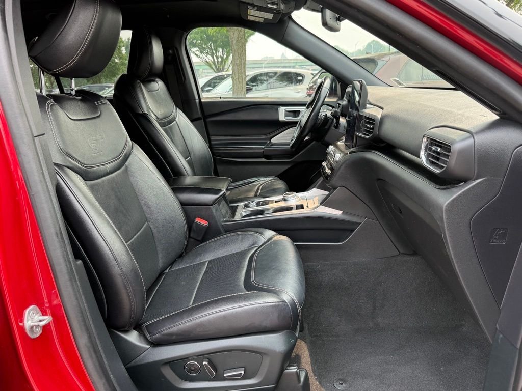Used 2020 Red Ford ST image 32